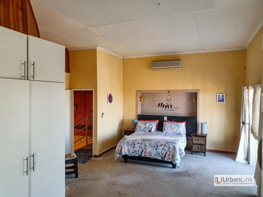 5 Bedroom Property for Sale in Cashan North West